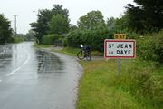 route sous la pluie